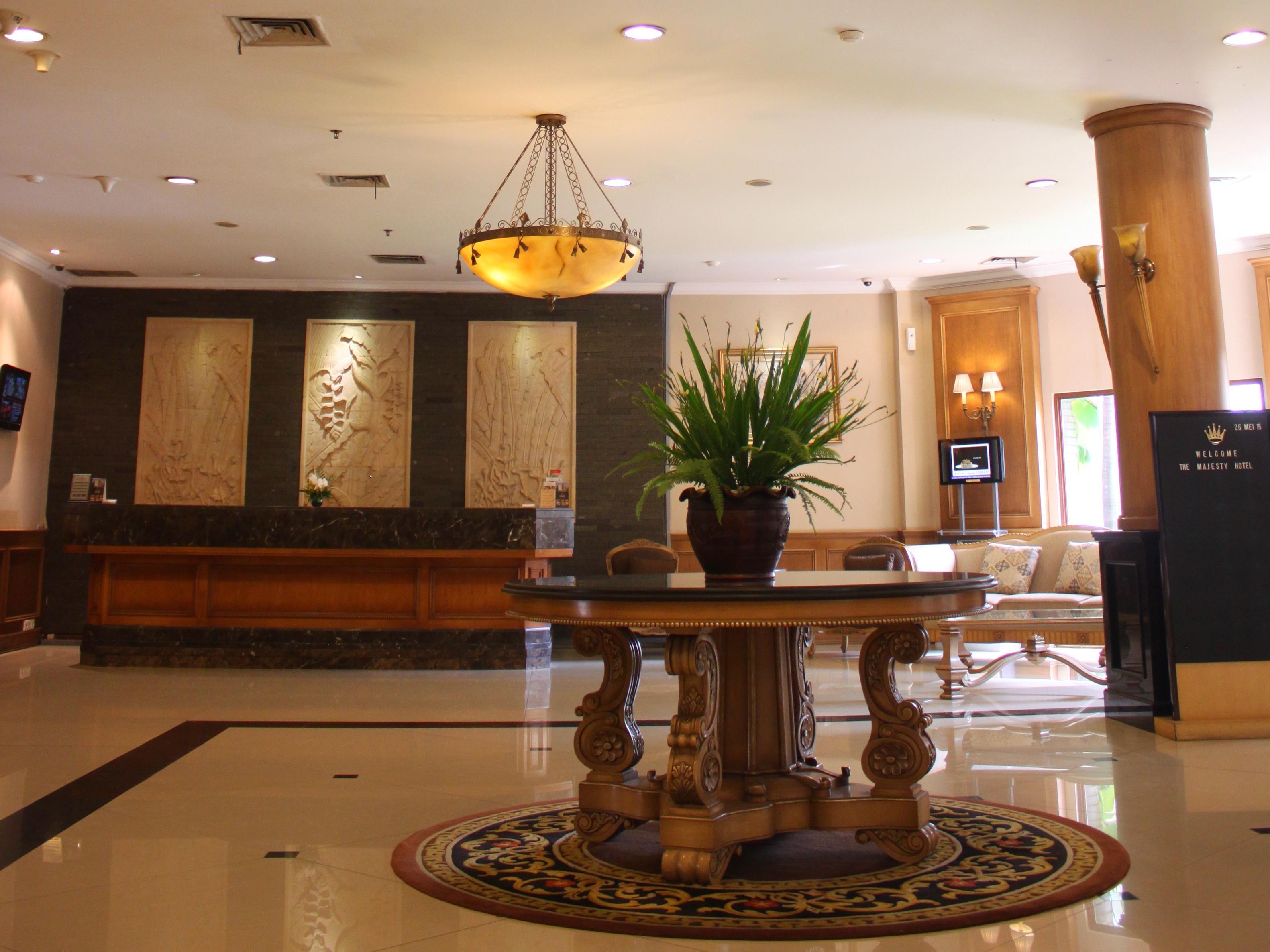 The Majesty Hotel Μπαντούνγκ Εξωτερικό φωτογραφία