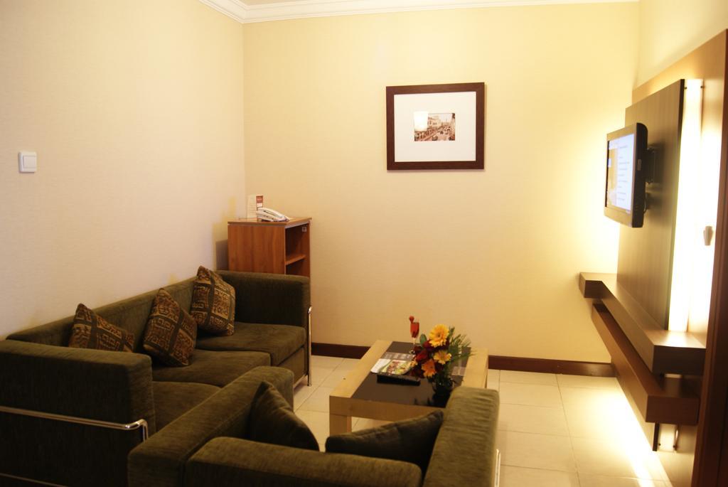 The Majesty Hotel Μπαντούνγκ Εξωτερικό φωτογραφία