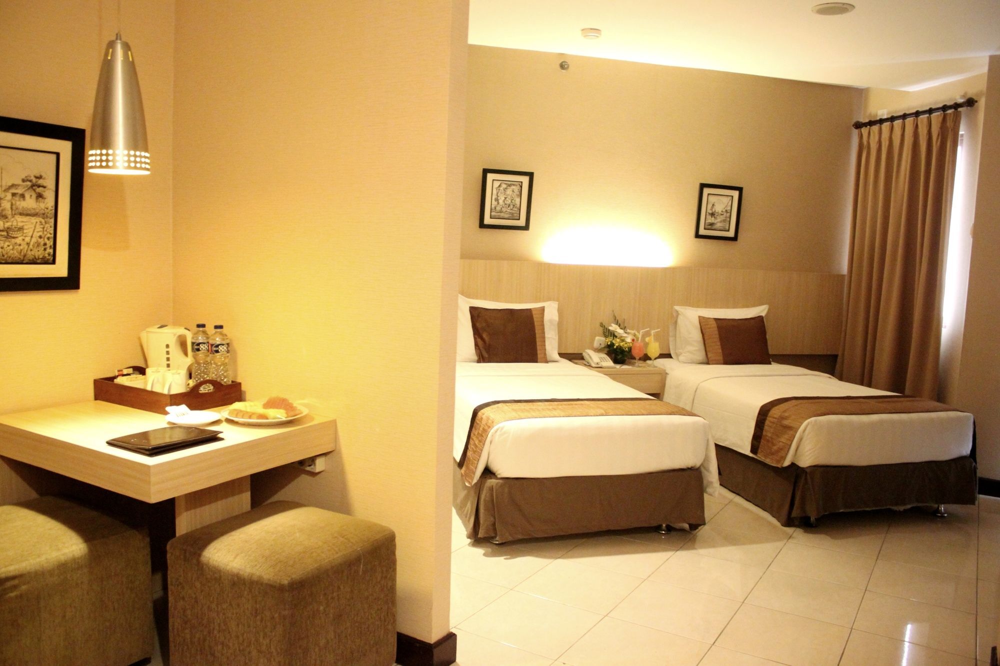 The Majesty Hotel Μπαντούνγκ Εξωτερικό φωτογραφία